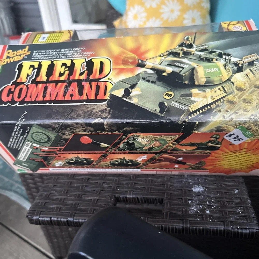 New Echo Field Command Army Tank Toy Vintage 1985 Battery Remote Control RARE